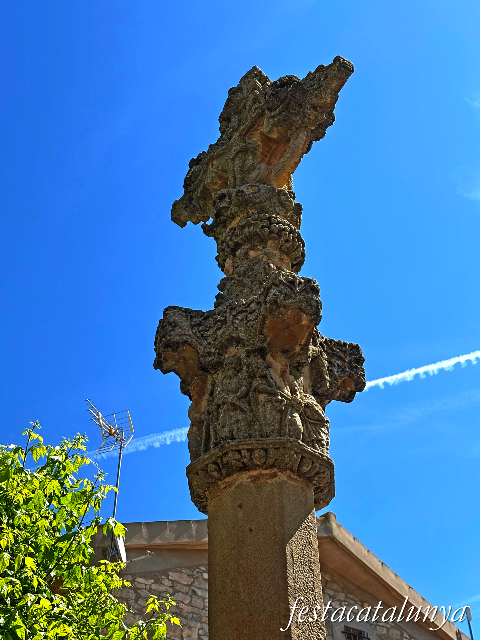 Tàrrega - Creu de terme de Claravalls
