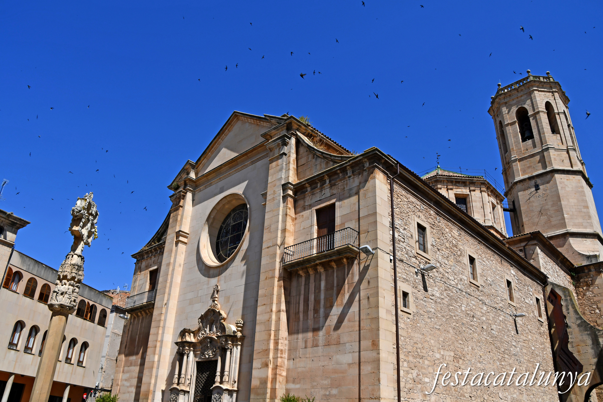 Tàrrega - Església parroquial de Santa Maria de l'Alba a l'exterior 