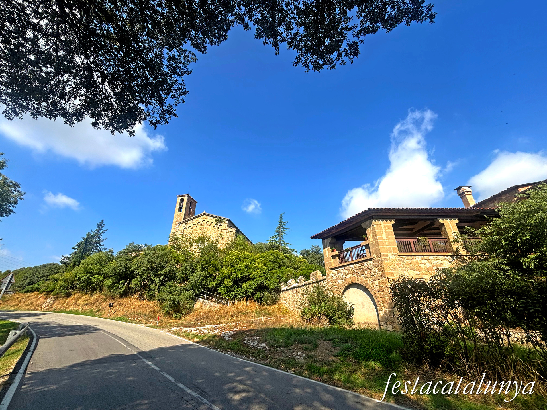 Sant Fruitós de Bages - El Pont de Cabrianes - Can Bertran