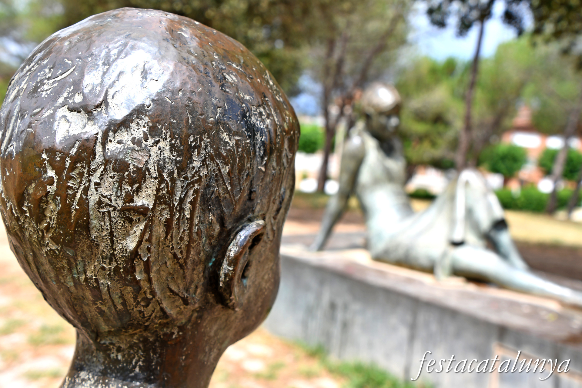 Sant Fruitós de Bages - Escultura La Font de la Noia i el Nen o Nens jugant
