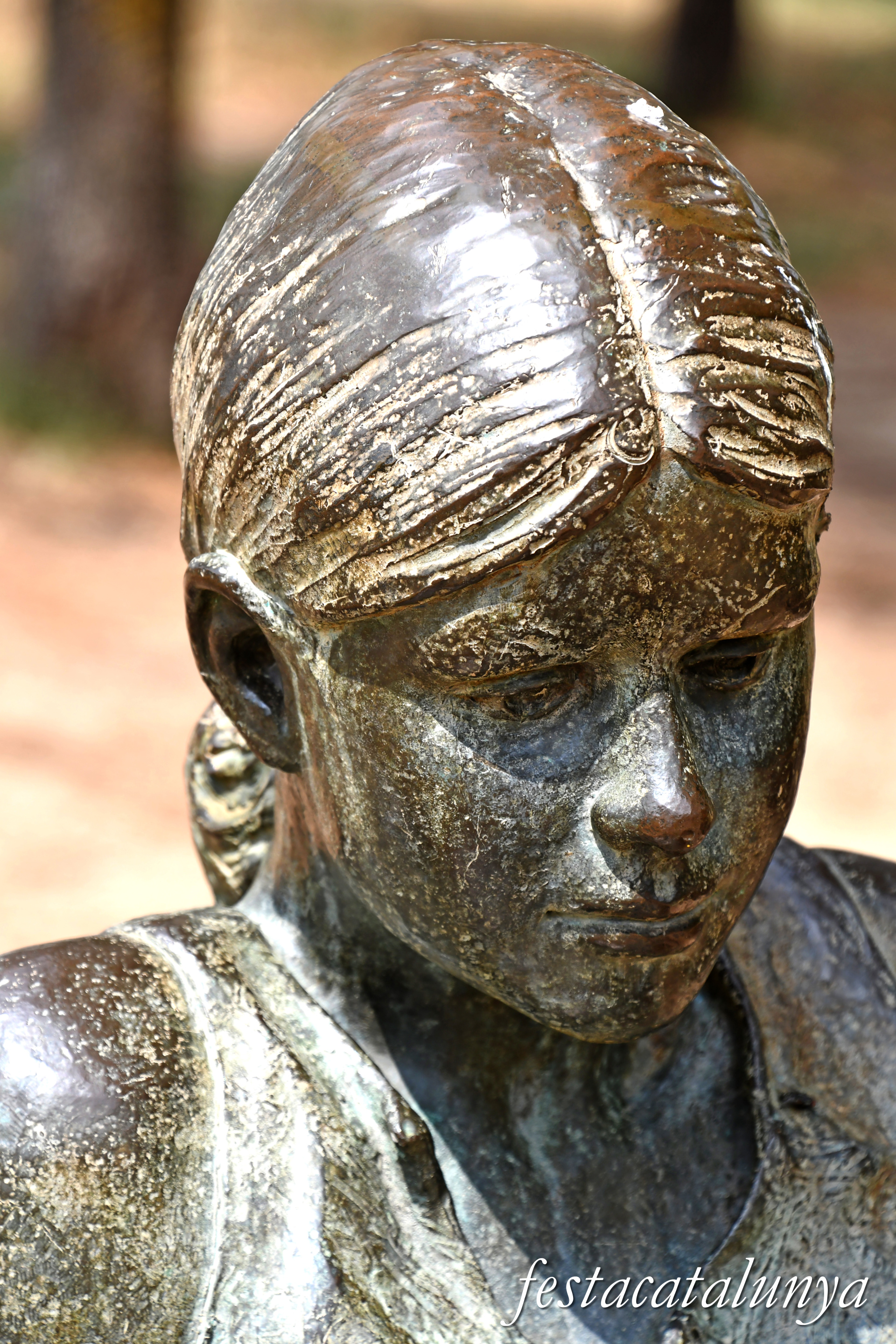 Sant Fruitós de Bages - Escultura La Font de la Noia i el Nen o Nens jugant 