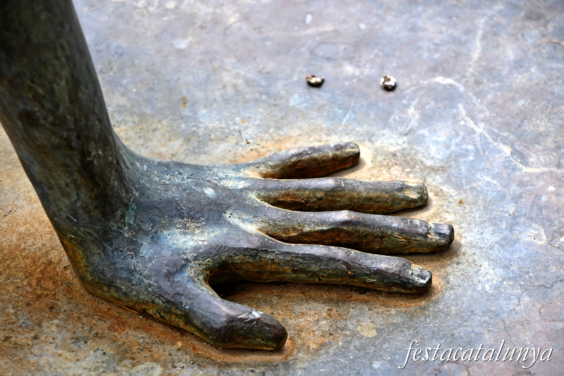 Sant Fruitós de Bages - Escultura La Font de la Noia i el Nen o Nens jugant