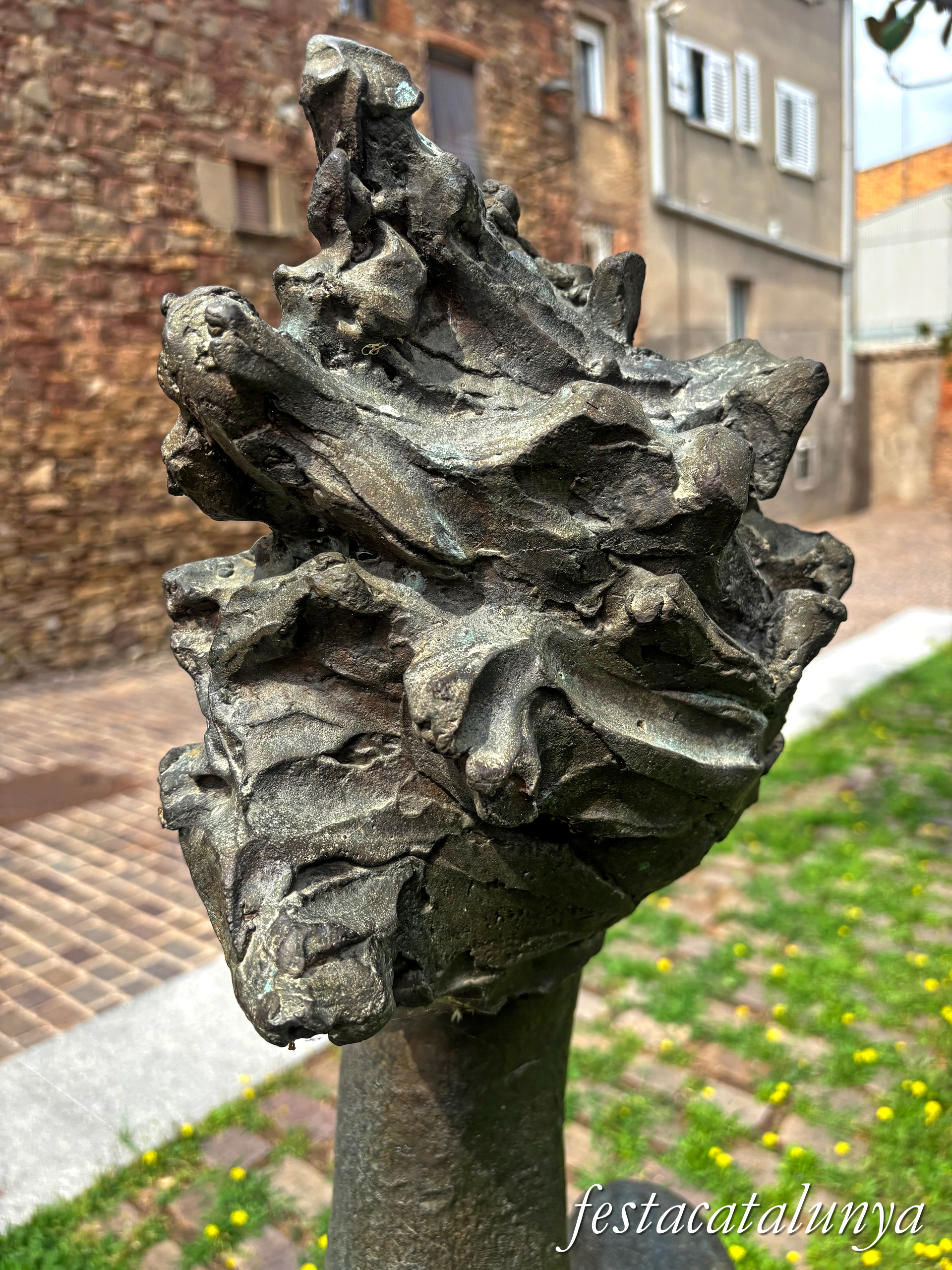 Sant Fruitós de Bages - Escultures urbanes - Memòria 