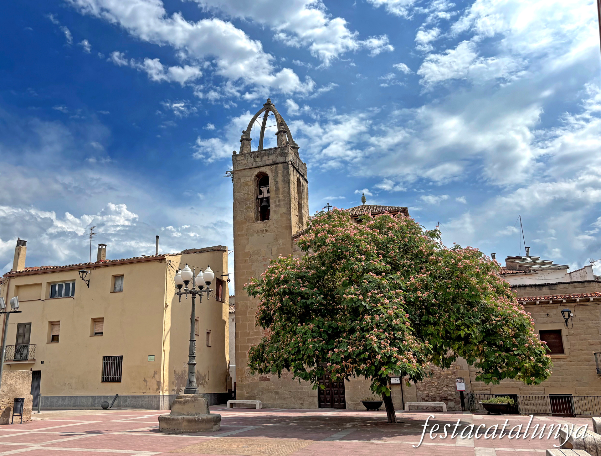Sant Fruitós de Bages - Església parroquial de Sant Fruitós
