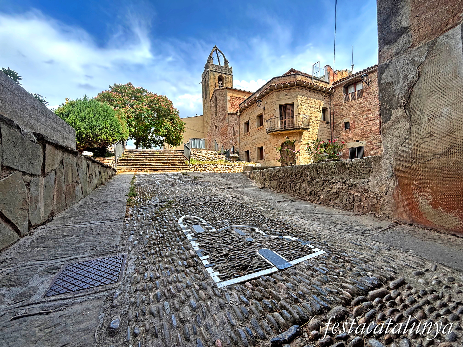 Sant Fruitós de Bages - Església parroquial de Sant Fruitós 