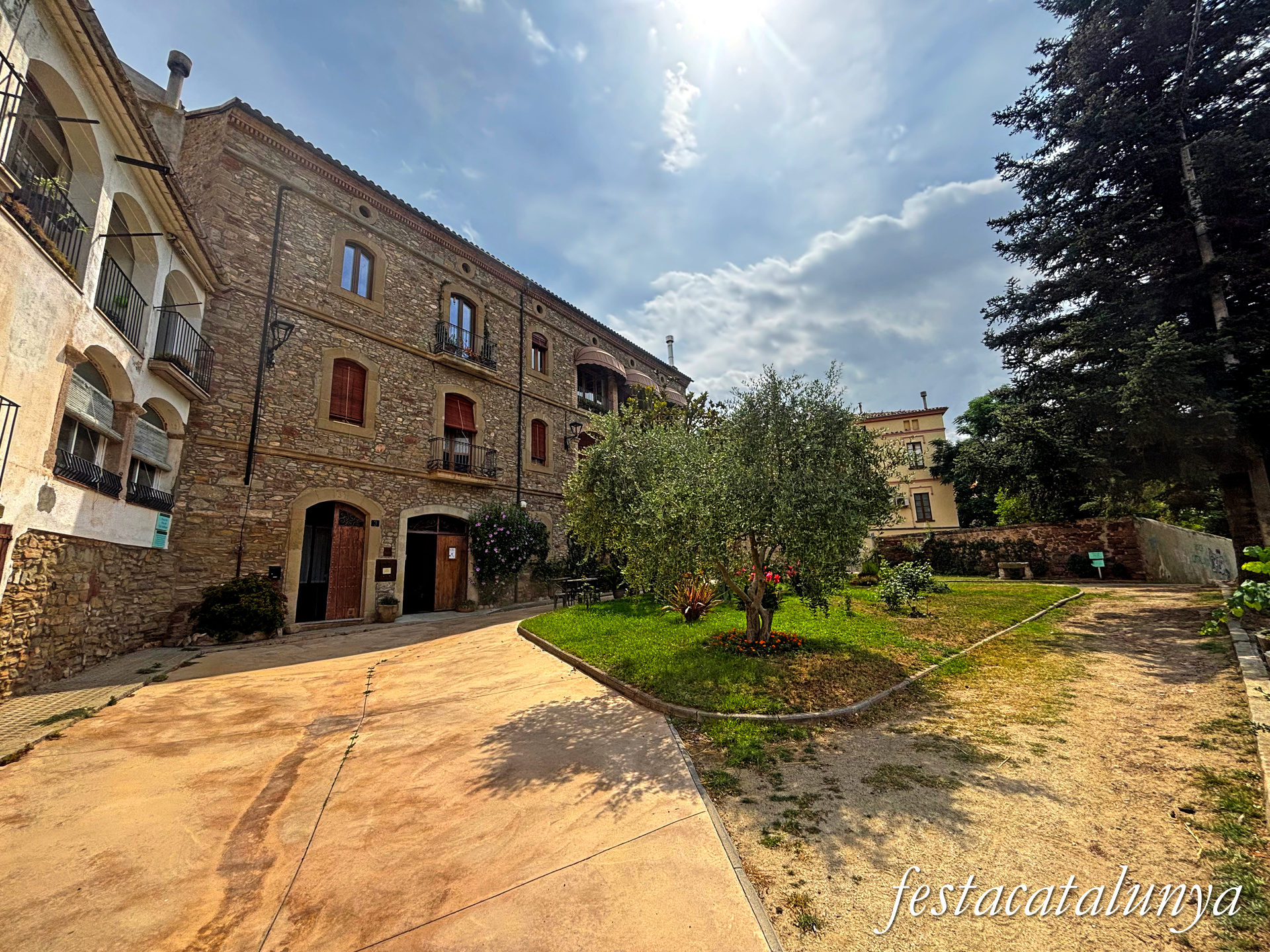 Sant Fruitós de Bages - Nucli històric - Plaça de l'Era de Cal Vallbona 