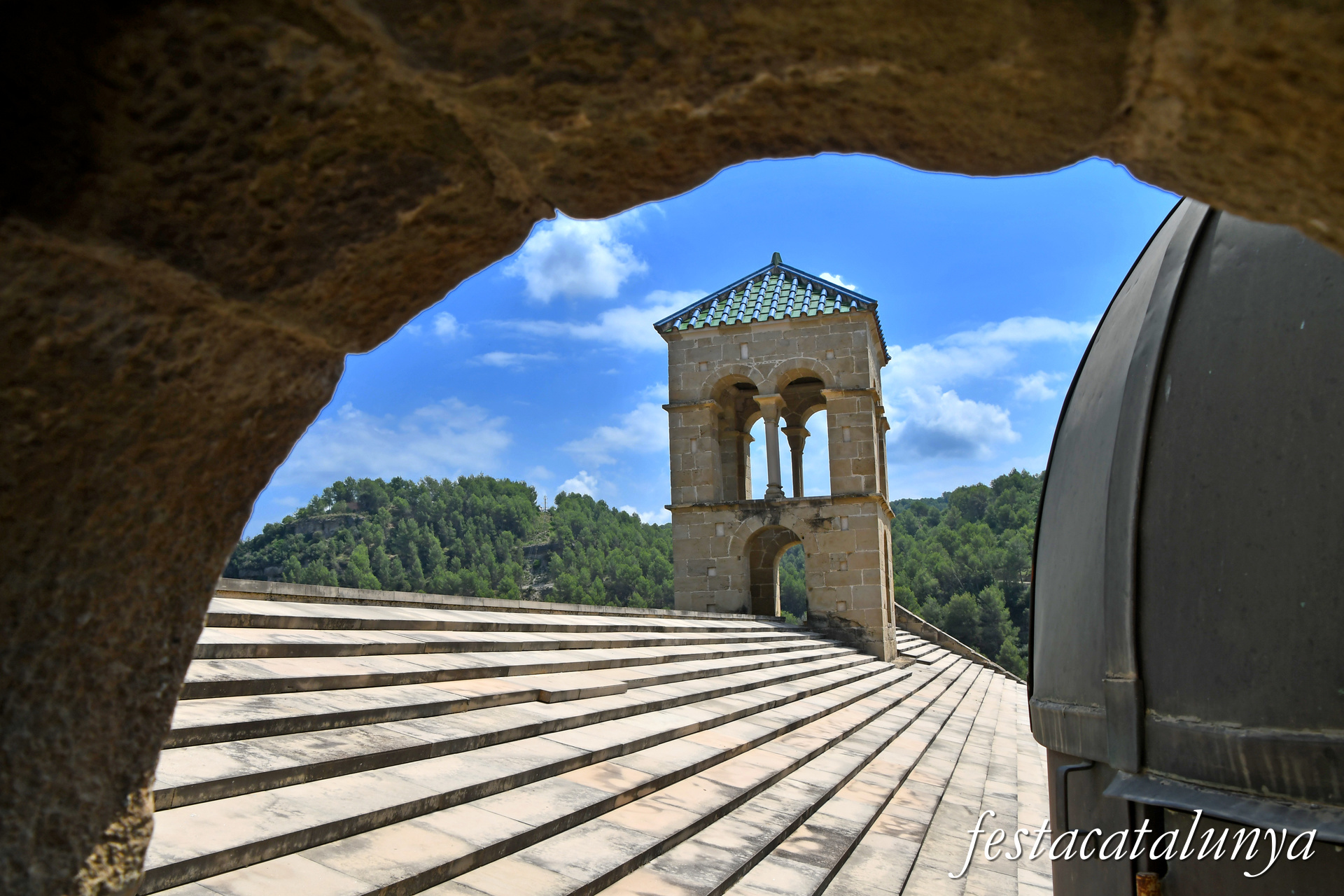 Campanar del monestir de Sant Benet de Bages ***