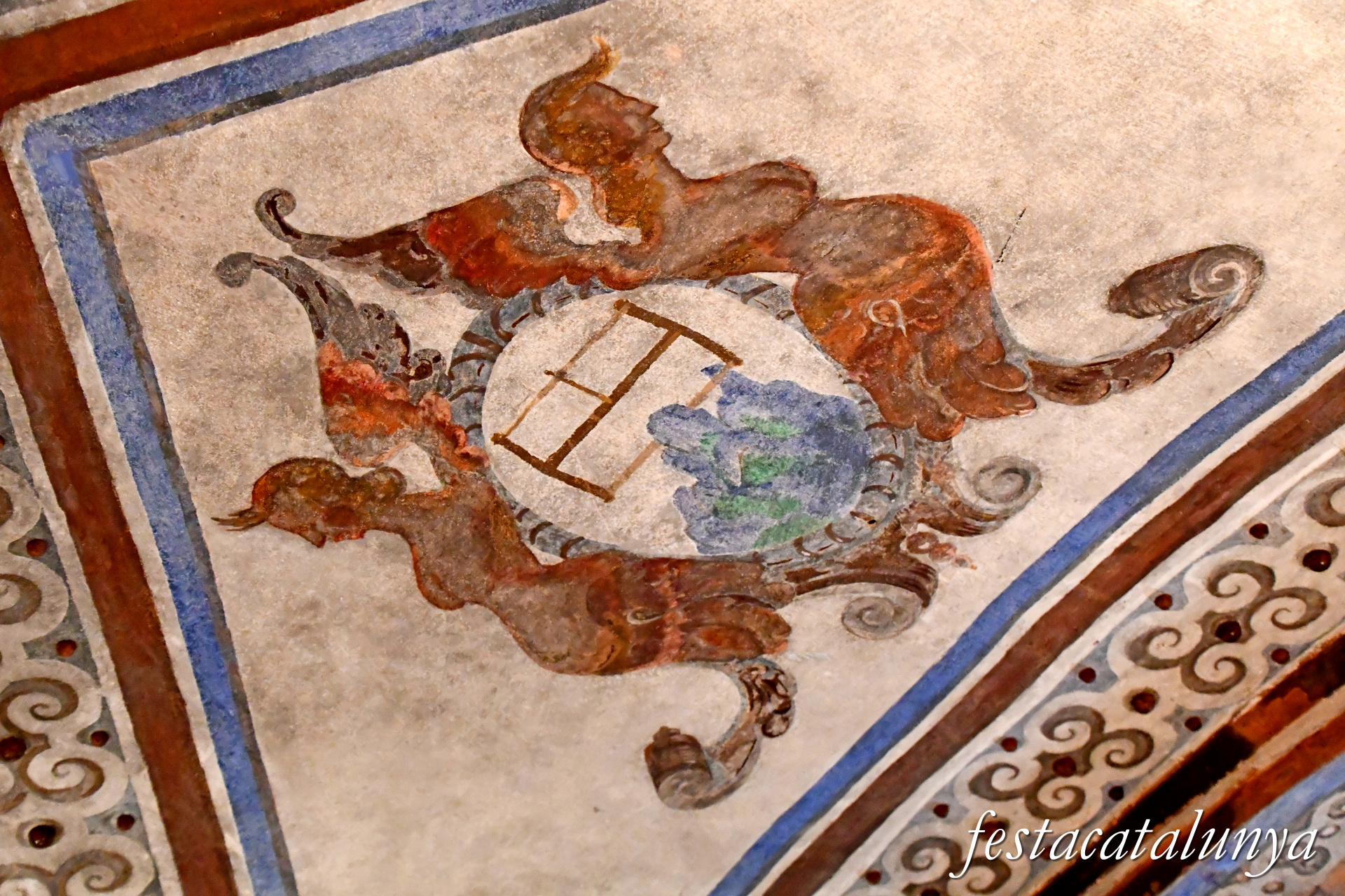 Sant Fruitós de Bages - Església del monestir de Sant Benet de Bages - Cripta 