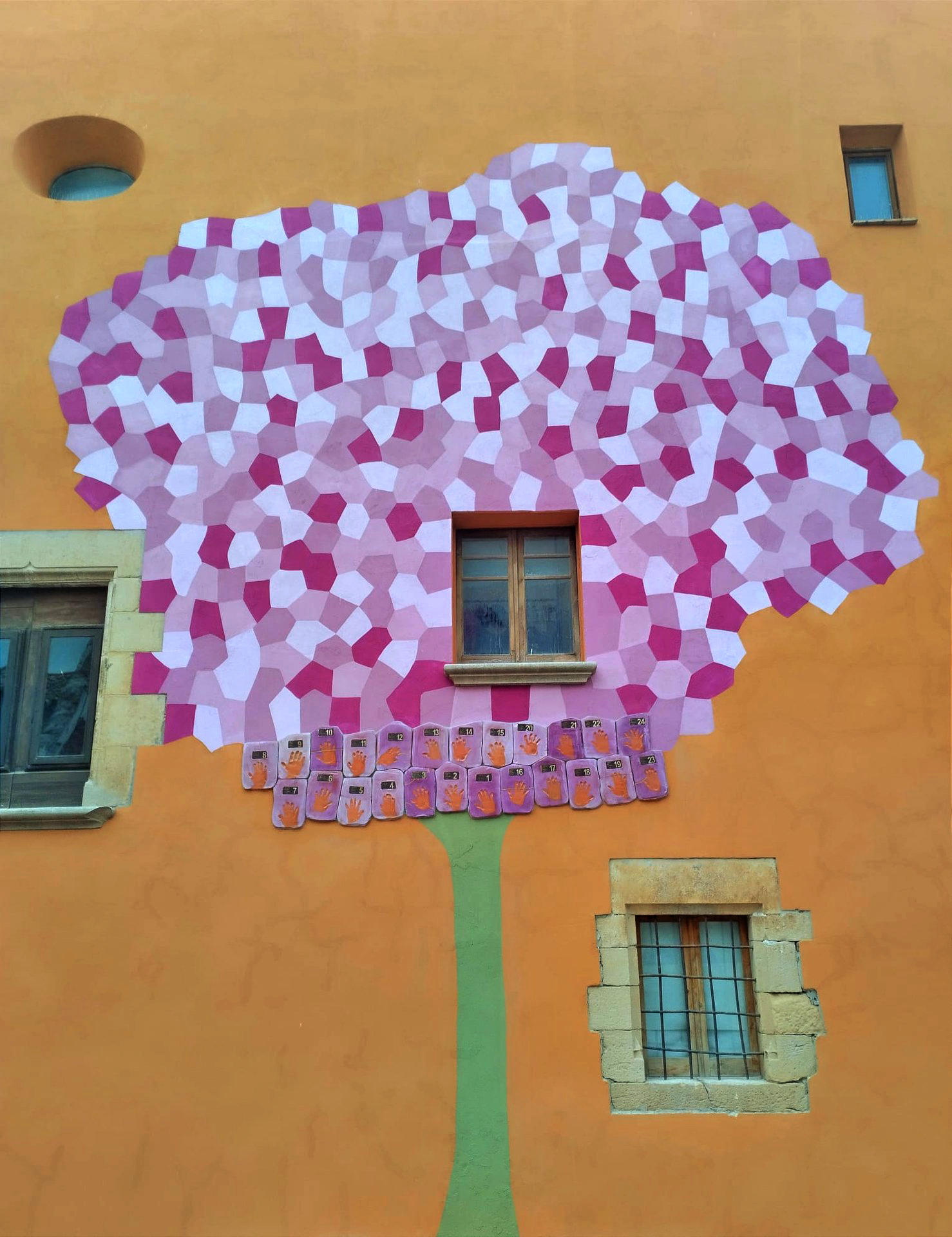 L'Arbre de les Mans d'Anglesola