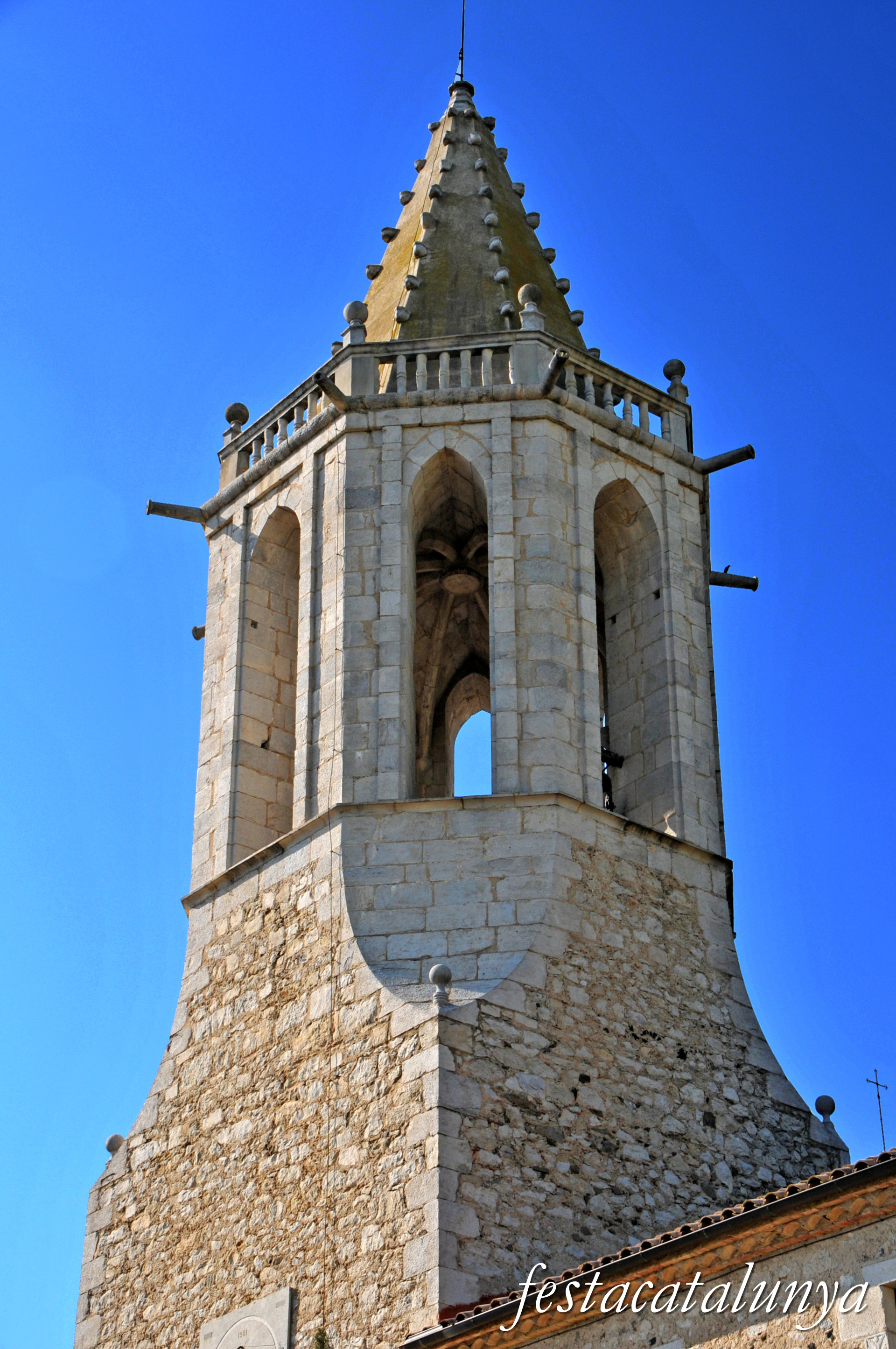 Fornells de la Selva - Església parroquial de Sant Cugat 