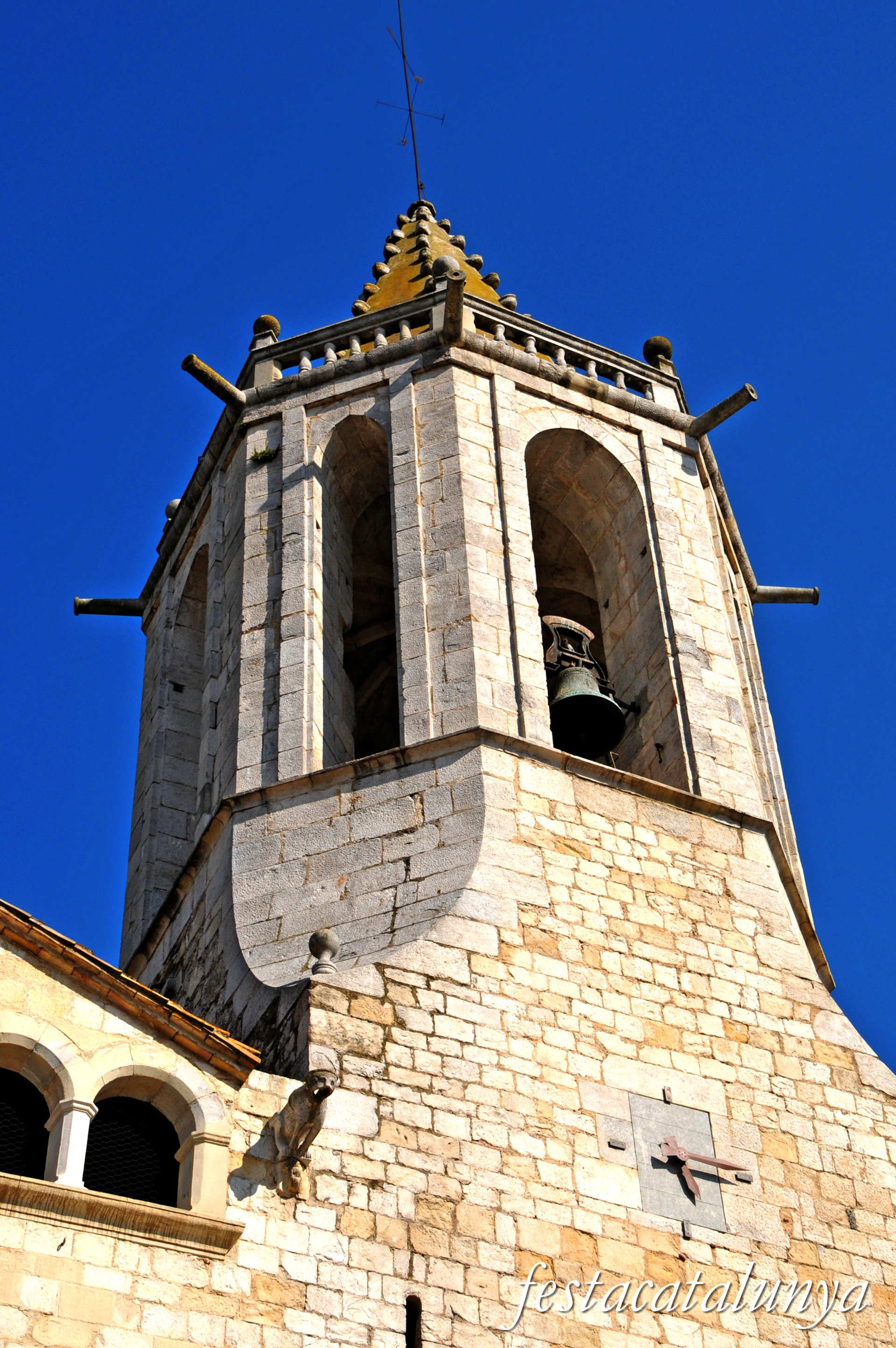 Fornells de la Selva - Església parroquial de Sant Cugat 