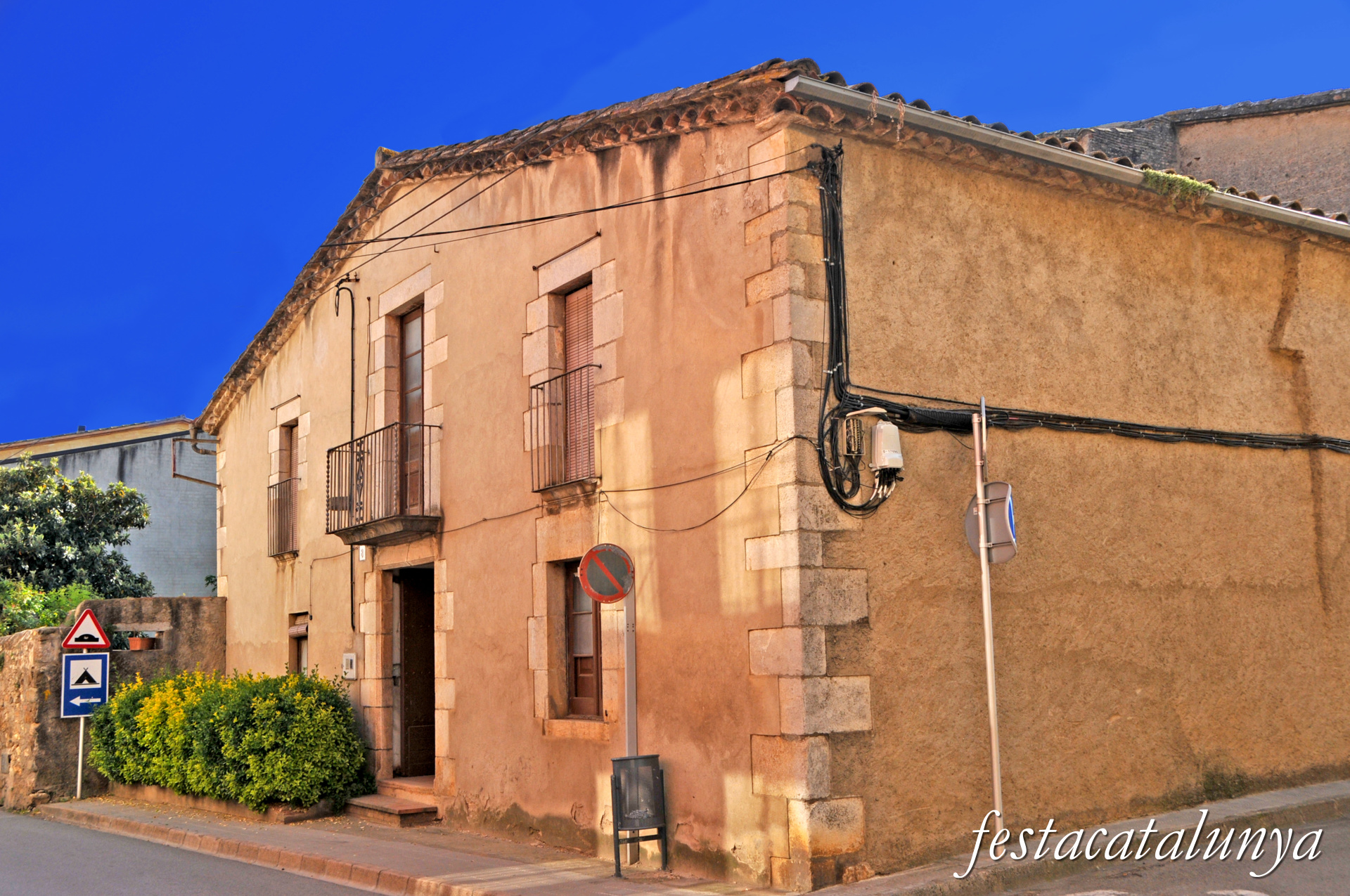 Fornells de la Selva - Carrer del Riu 8