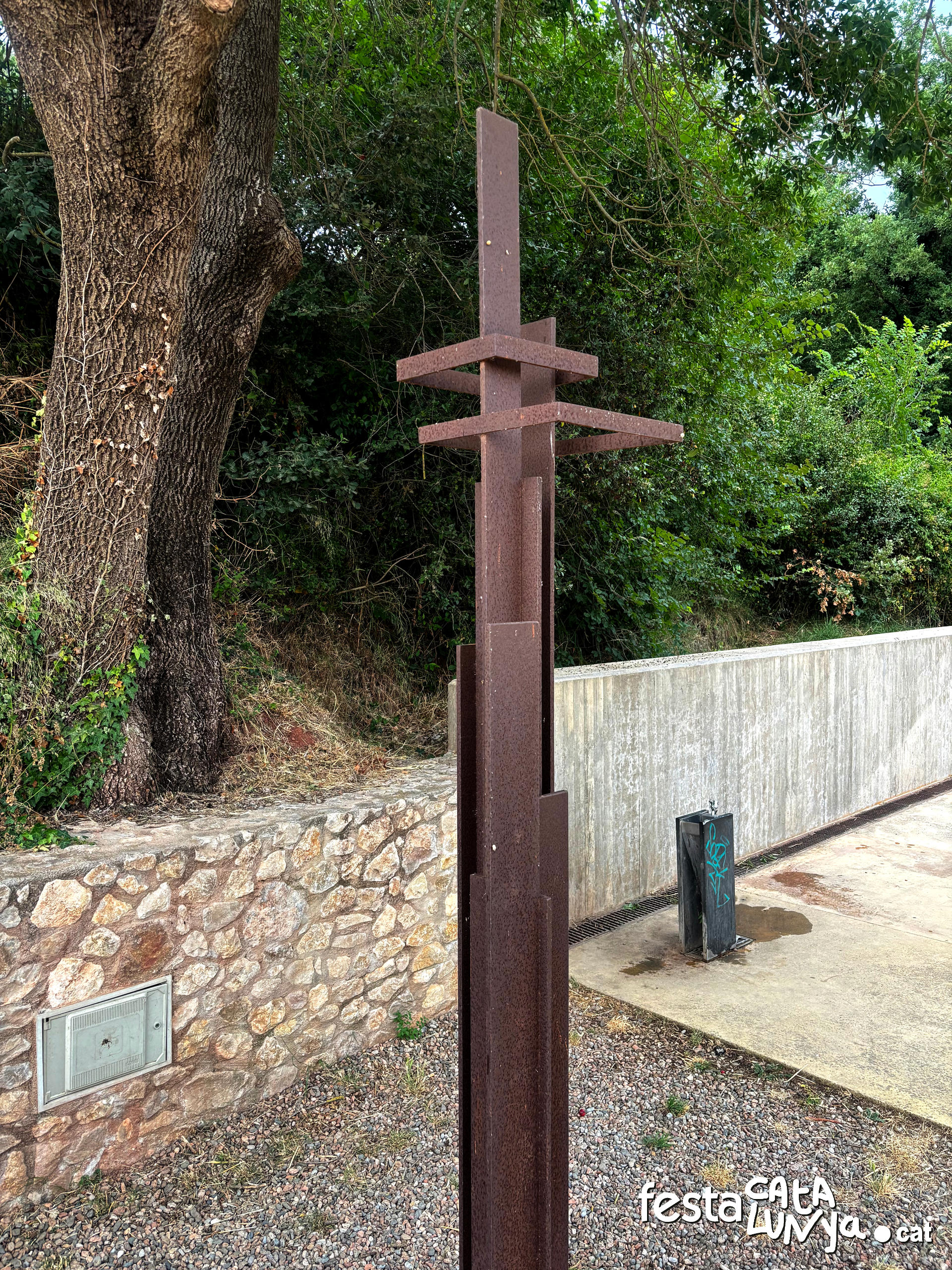 Escultura de la Creueta de Quart