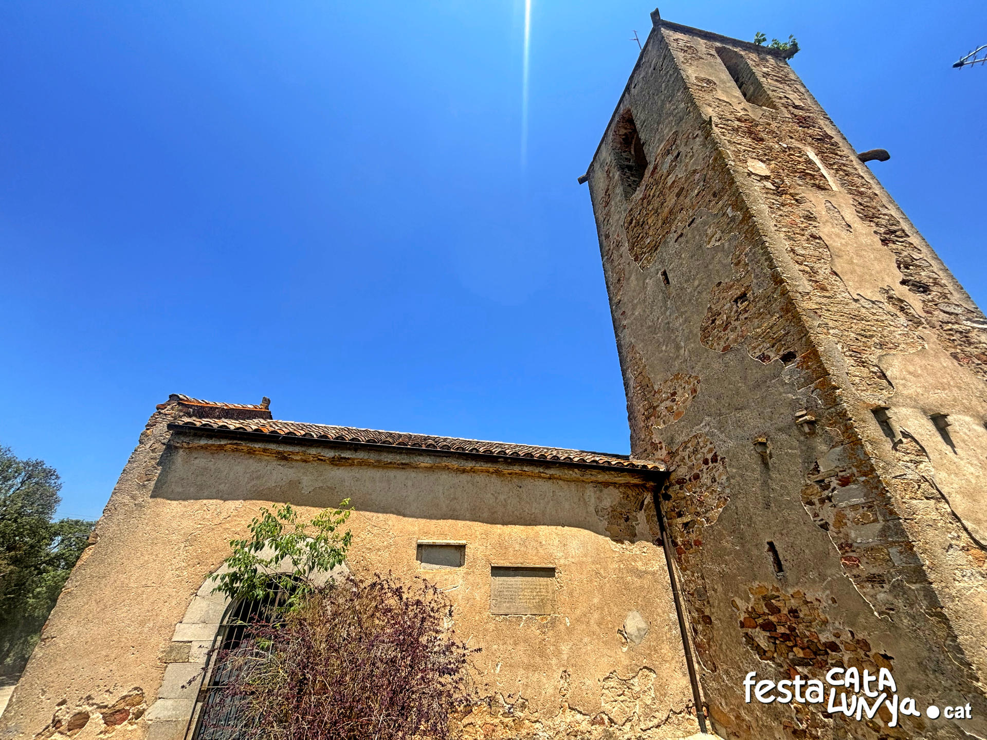 Quart - Església de Sant Mateu de Montnegre 