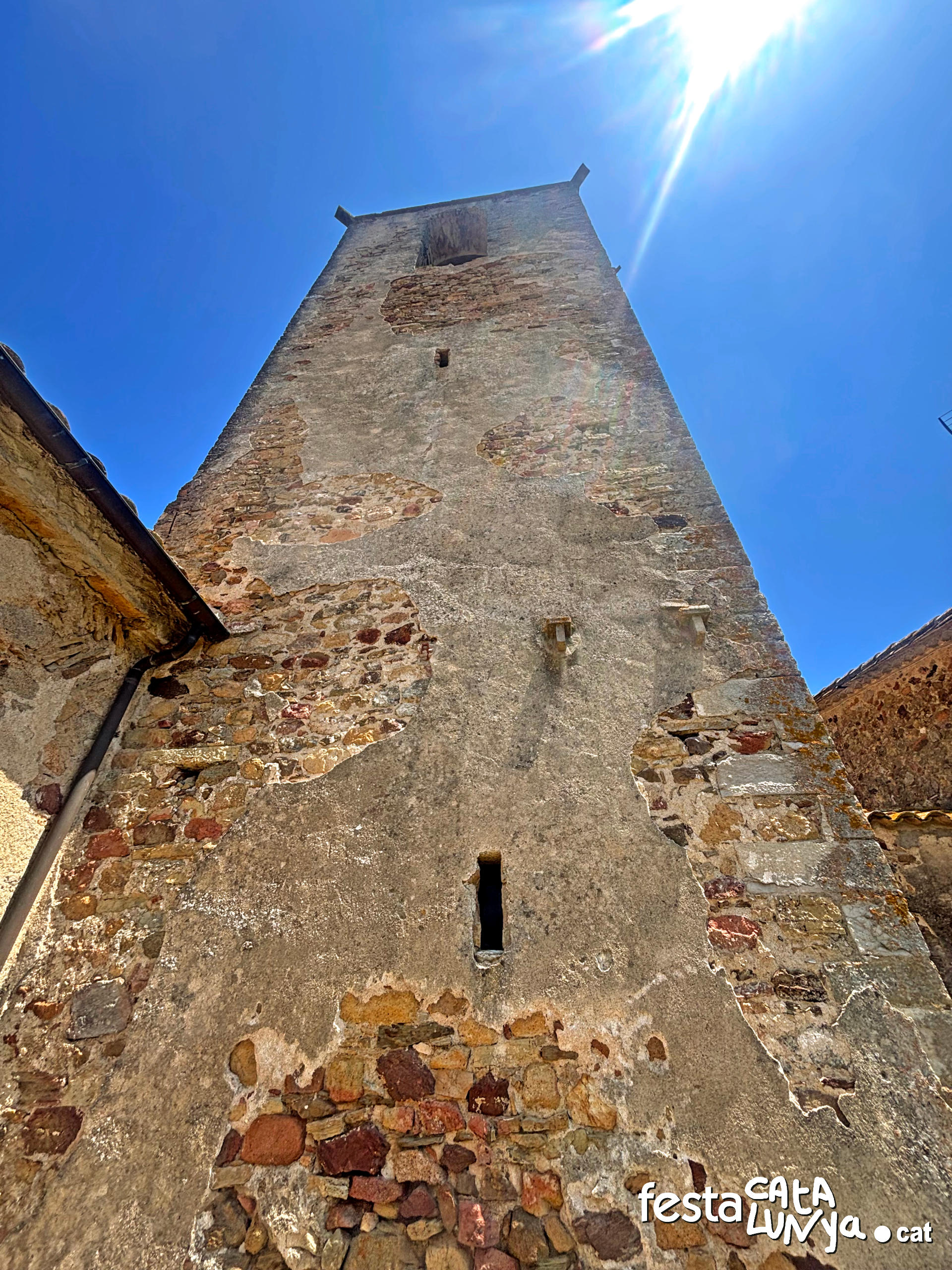 Quart - Església de Sant Mateu de Montnegre 