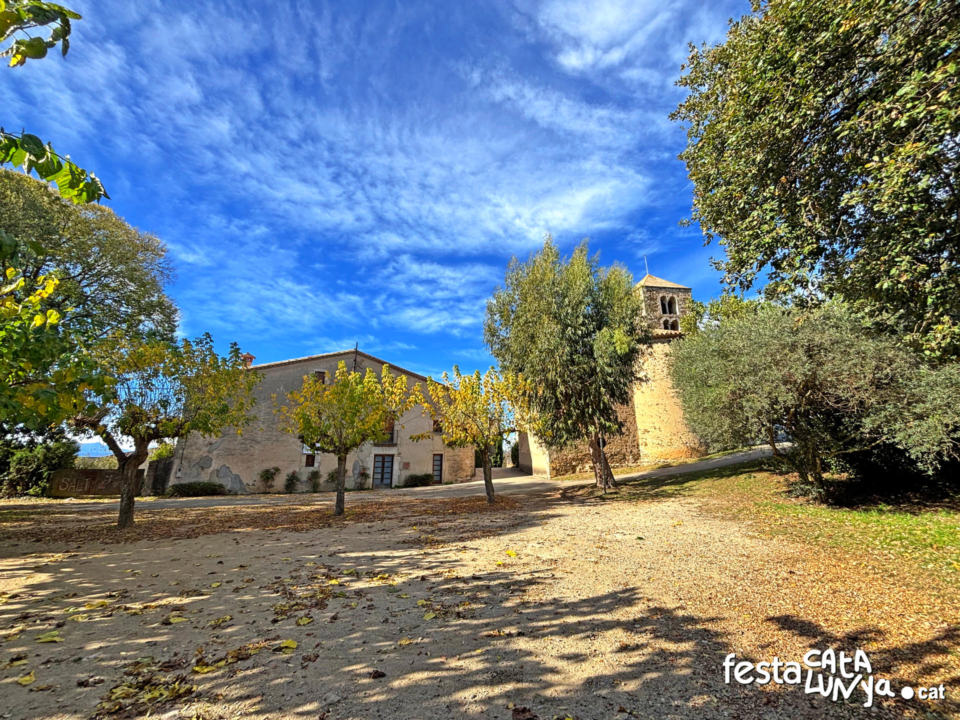 Església de Santa Margarida de Quart ***