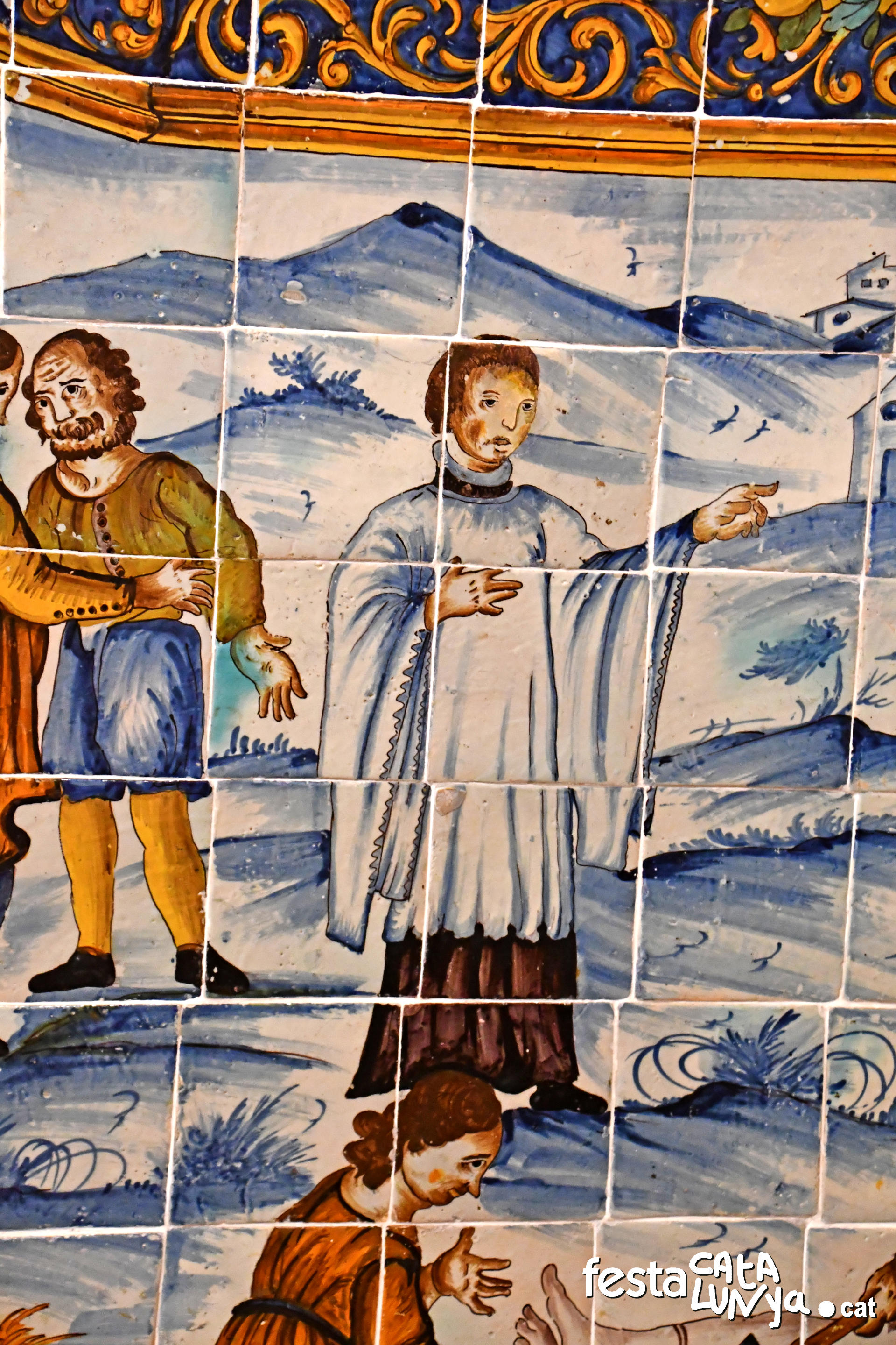 Quart - Murals de rajoles policromes de la capella del Roser de l'església de Sant Sadurní de Palol d'Onyar 