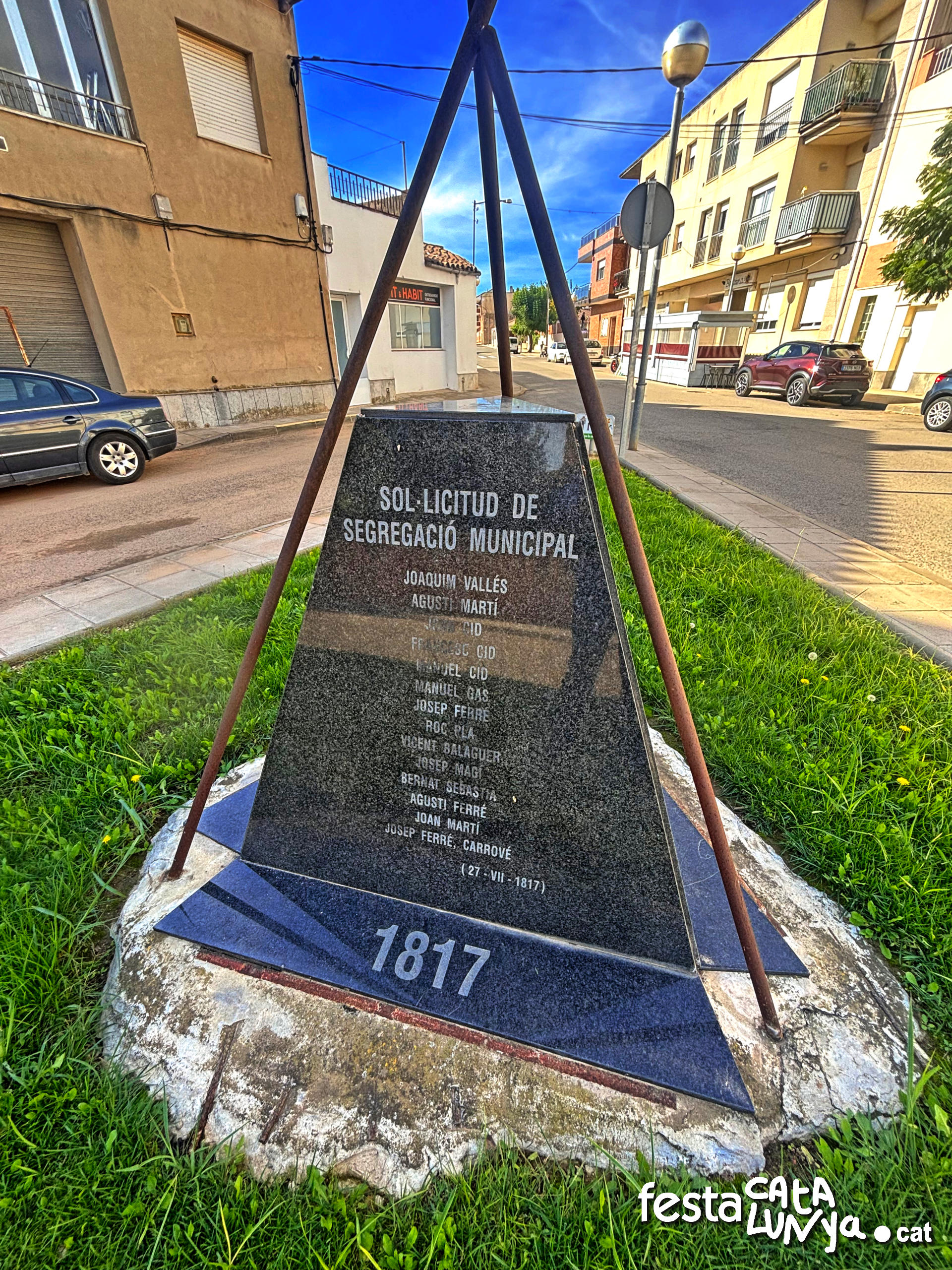 Monument al 175è aniversari de la independència de Santa Bàrbara