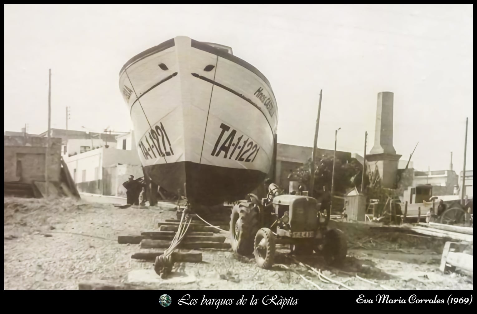 La Ràpita - Drassanes de Carceller o Carcellé. Hermanos Castellà Cucala (1969). Les barques de la Ràpita. Foto Eva Maria Corrales