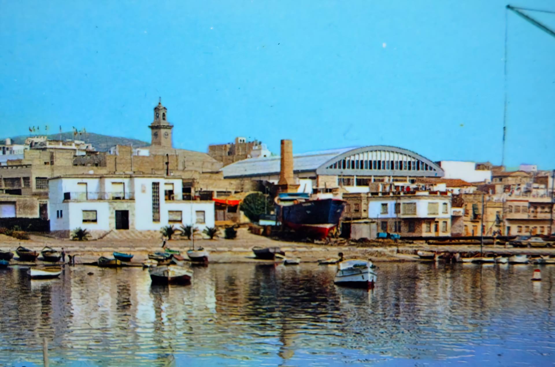 La Ràpita - Drassanes de Carceller o Carcellé en ple funcionament (1974) Les barques de la Ràpita