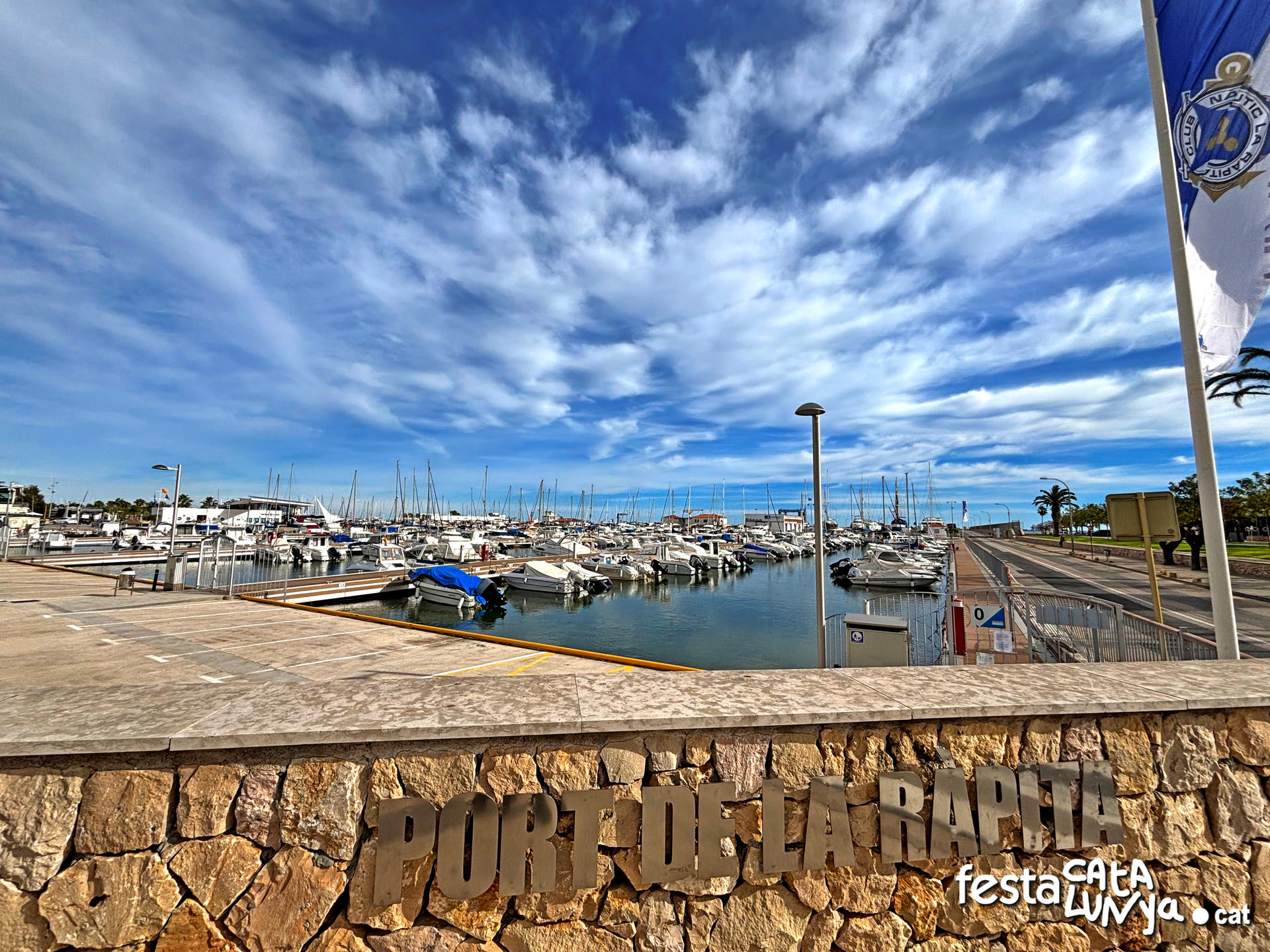 Port de la Ràpita a la badia dels Alfacs ***