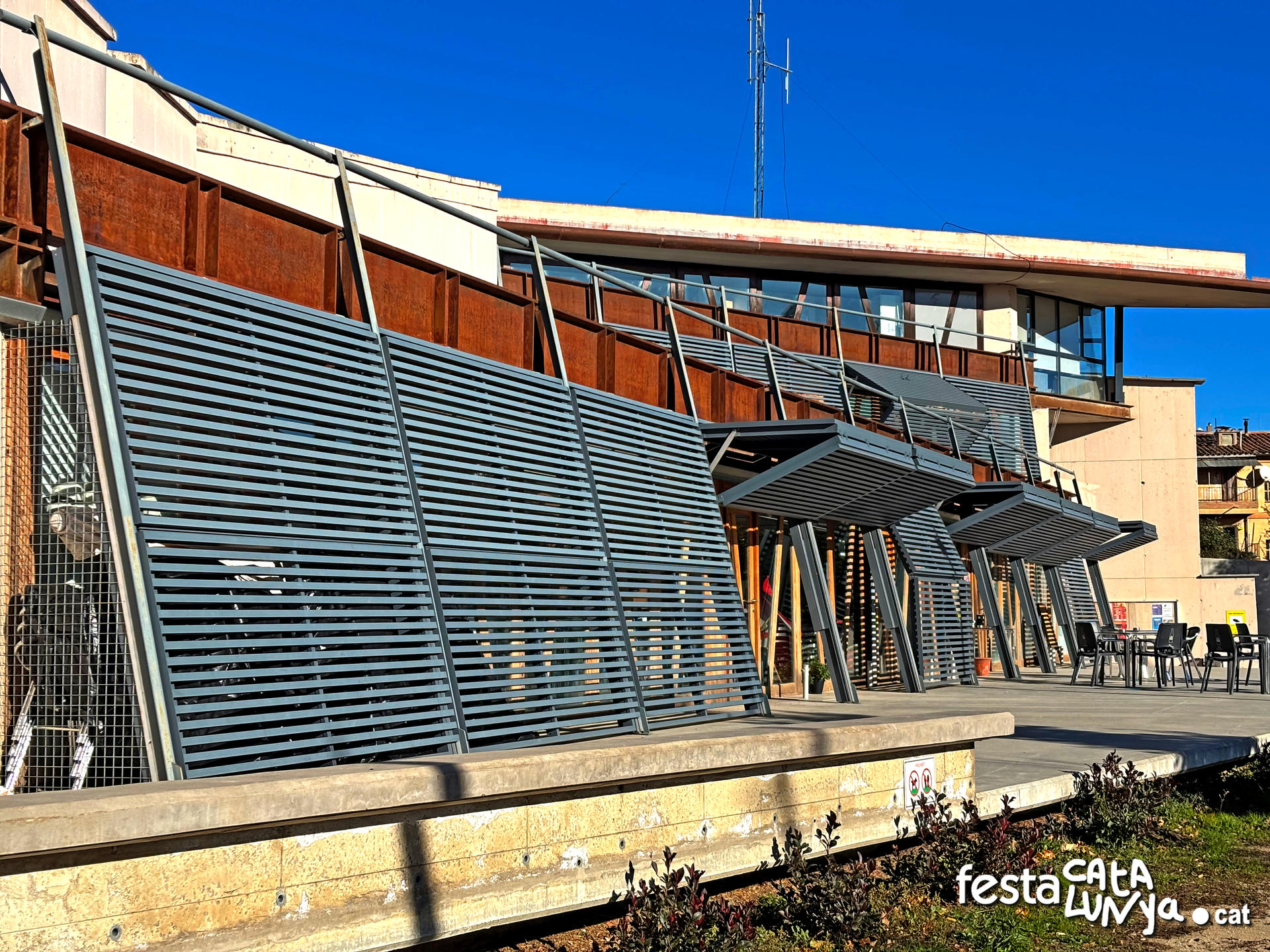 Centre cívic i Ajuntament de Balenyà