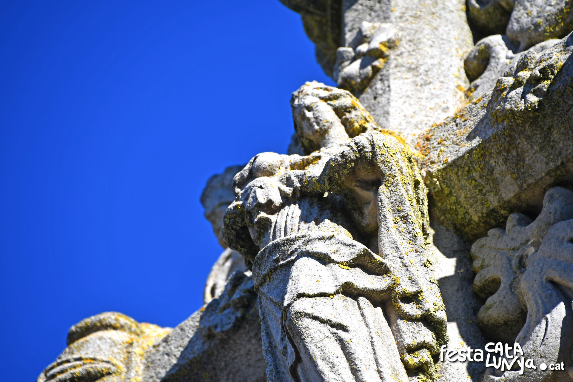 Creu de terme de l'Ajuda a Balenyà ***