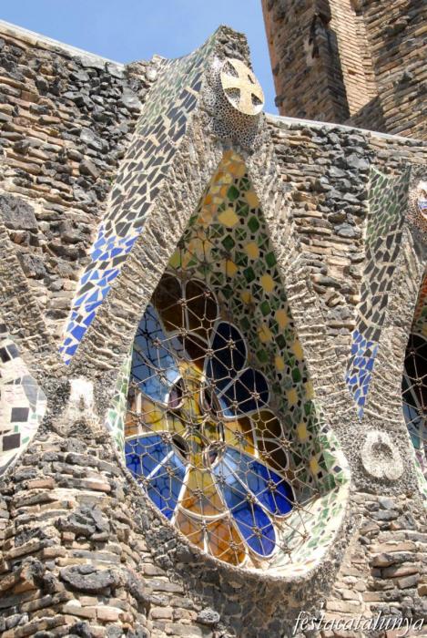 Santa Coloma de Cervelló - Cripta de la Colònia Güell