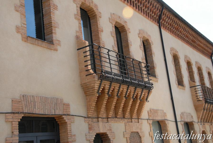 Santa Coloma de Cervelló - Cooperativa de la Colònia Güell