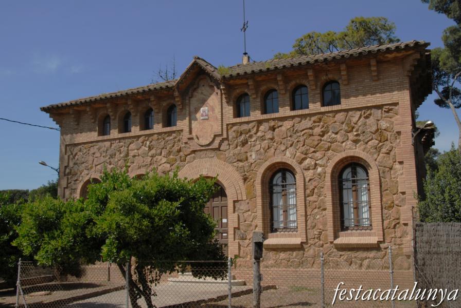 Santa Coloma de Cervelló - Rectoria de la Colònia Güell