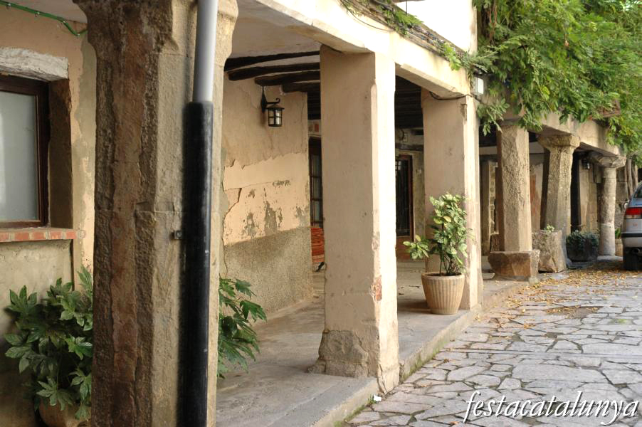 Torà - Plaça de l’Església