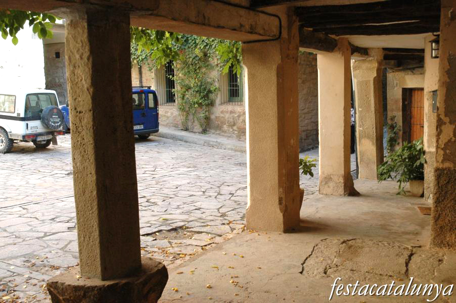 Torà - Plaça de l’Església
