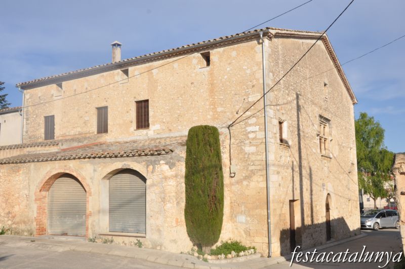 Poble de Cantallops