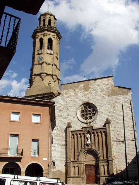 Església de Sant Jaume de Calaf ***