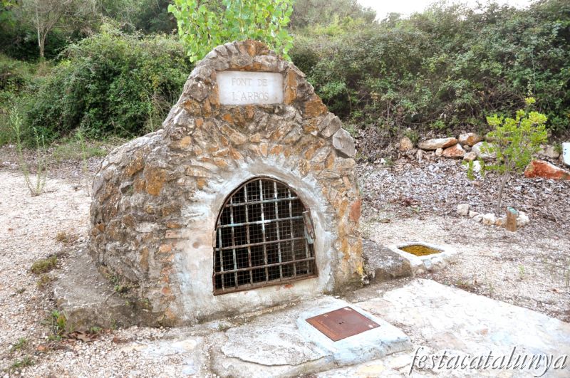 Font de l'Arboç a Godall