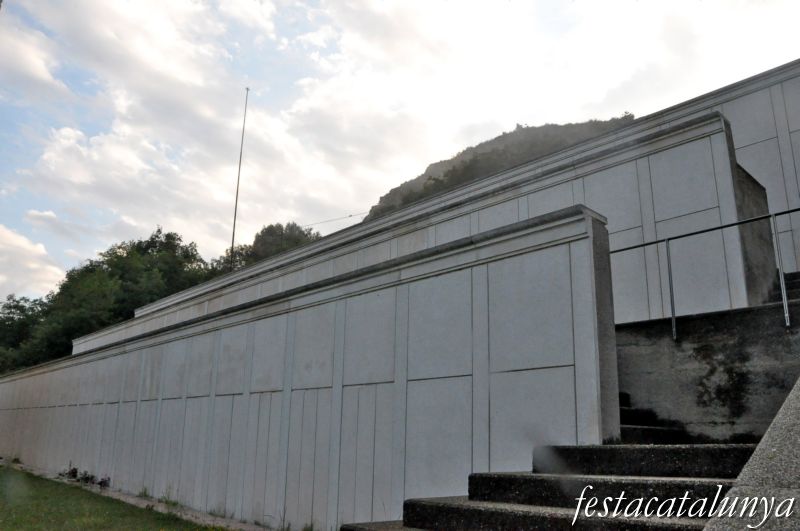 Cementiri de Malla
