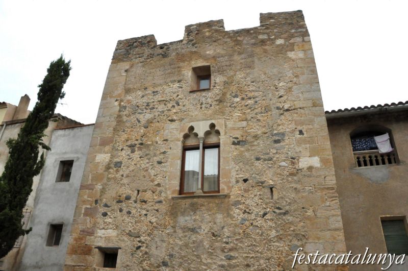 Muralla, torres i portals de la Selva del Camp
