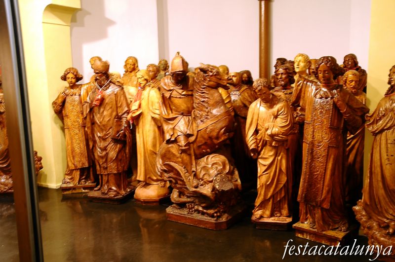 Olot - Museu dels Sants a la casa Vayreda d’Olot