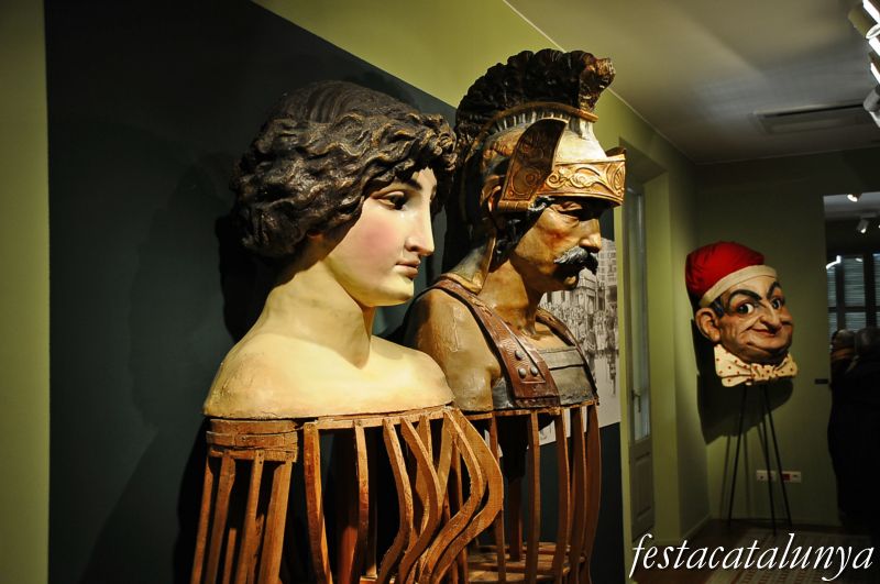 Olot - Museu dels Sants a la casa Vayreda d’Olot