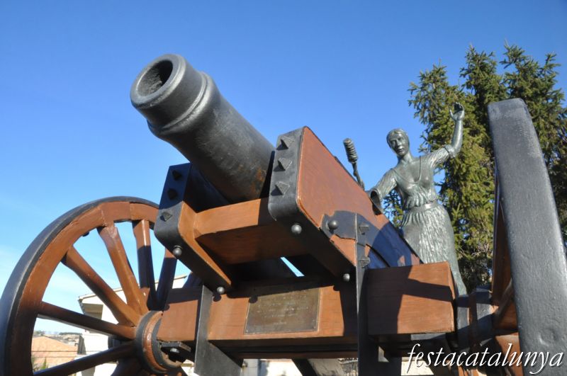 Monument a Agustina d'Aragó a Fulleda