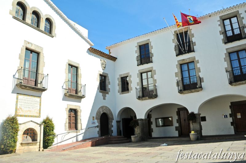 Ajuntament i Arxiu Fidel Fita d'Arenys de Mar
