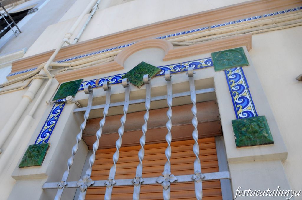 Sant Vicenç dels Horts - Carrer Anselm Clavé (Can Valls pintor)
