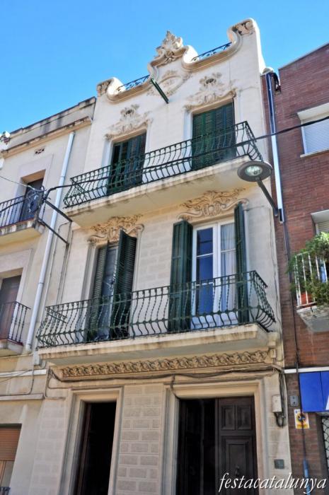 Sant Vicenç dels Horts - Carrer Barcelona (Casa Valeri)