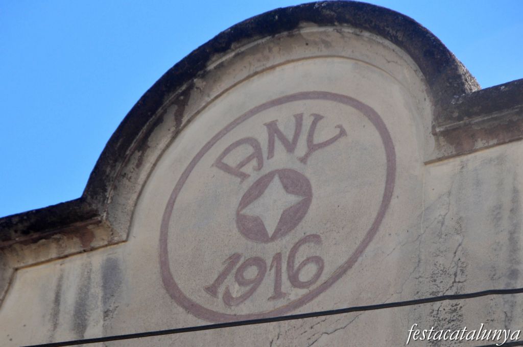 Sant Vicenç dels Horts - Carrer Rafael Casanova (Cases inicis segle XX)