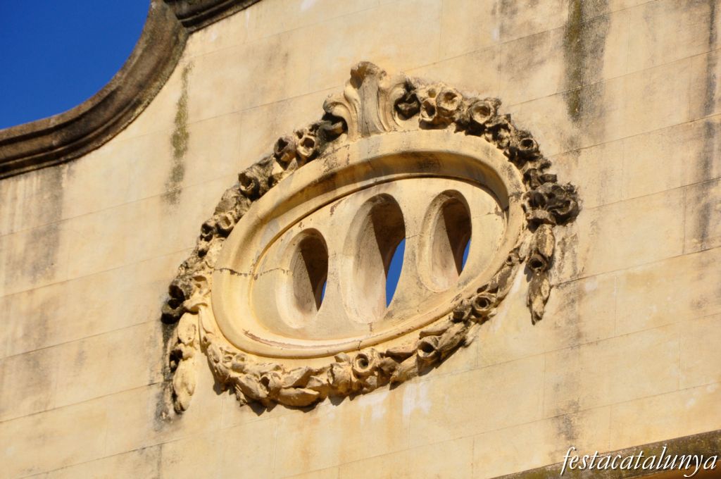 Sant Vicenç dels Horts - Carrer Mossèn J. Verdaguer (Can Comamala)