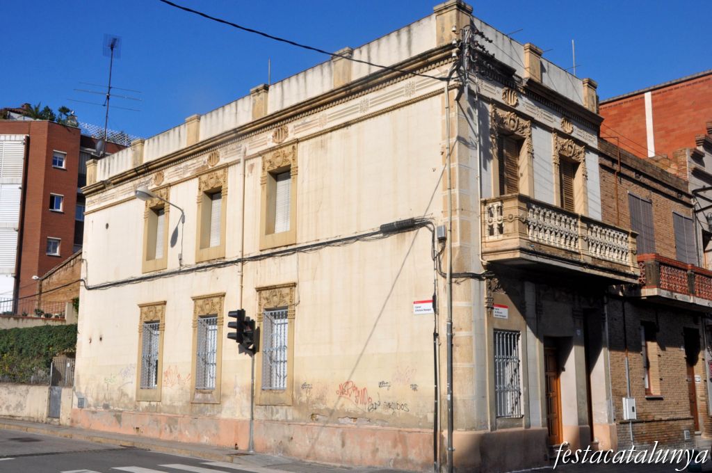 Sant Vicenç dels Horts - Carrer Mossèn J. Verdaguer (Casa Companys Xandri)