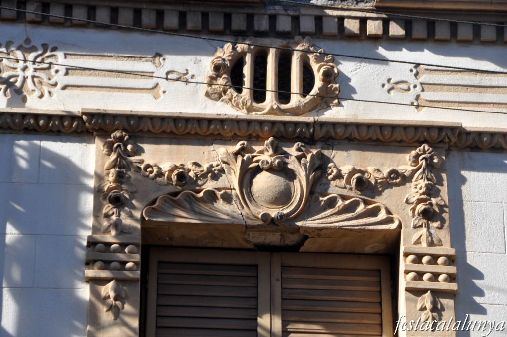 Sant Vicenç dels Horts - Carrer Mossèn J. Verdaguer (Casa Companys Xandri)