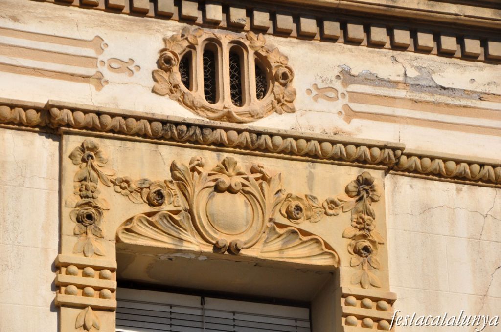 Sant Vicenç dels Horts - Carrer Mossèn J. Verdaguer (Casa Companys Xandri)