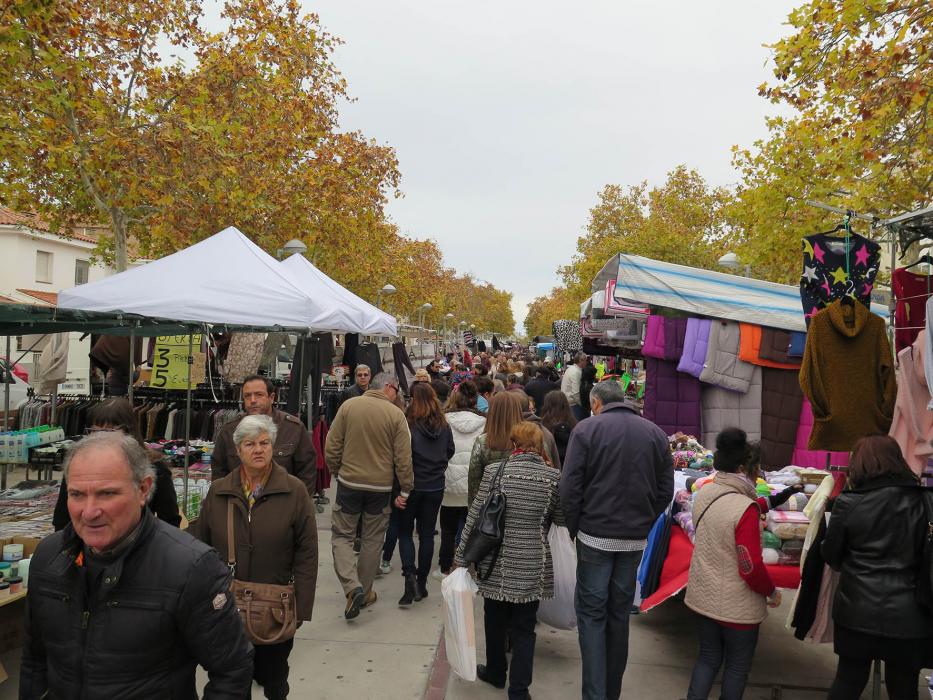 Santa Margarida i els Monjos - Mercat setmanal dels diumenges (Foto: Ajuntament de Santa Margarida i els Monjos)