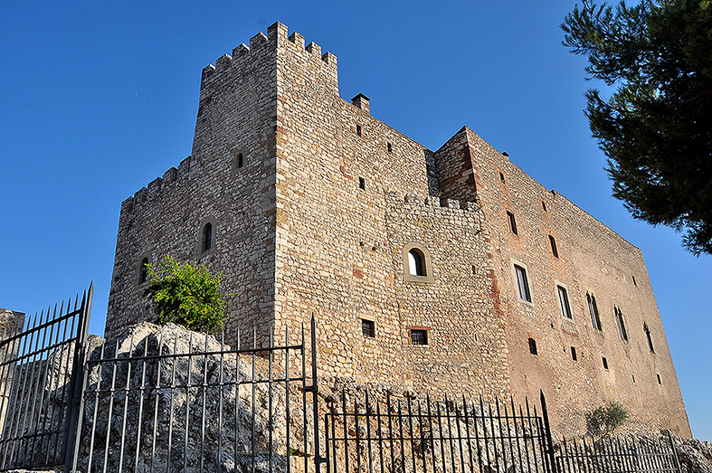Castell del Papiol ***